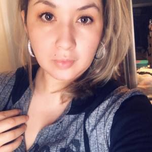 Meet your Posher, Yessenia